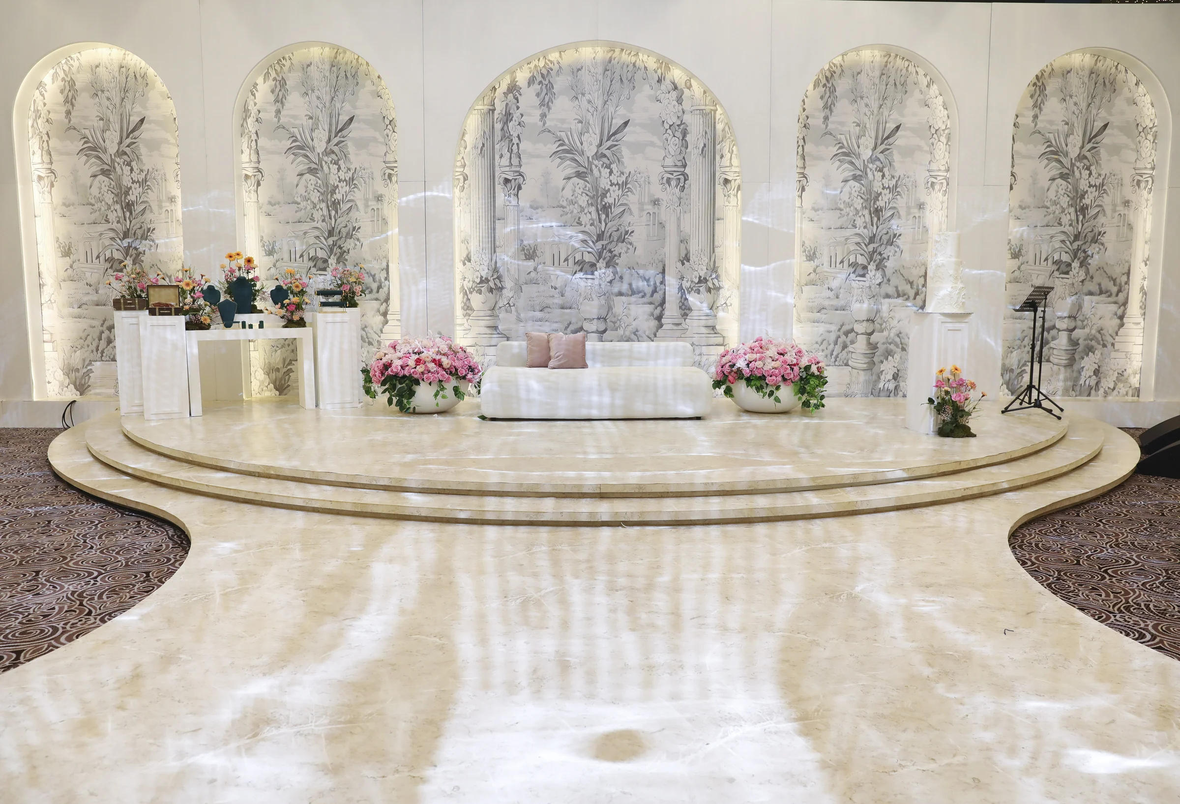 Weddings & Engagements