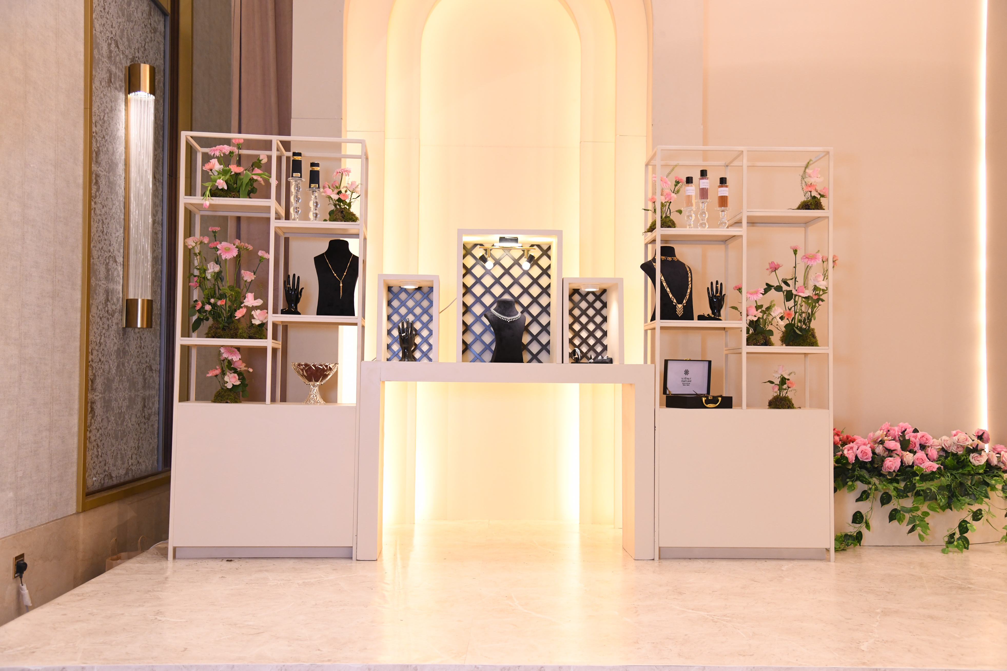 منصّات عرض المجوهرات